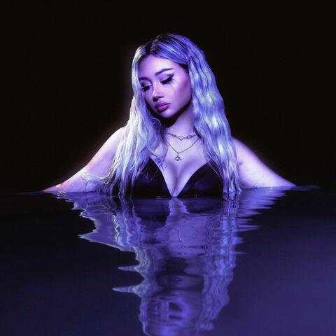 sad girl summer