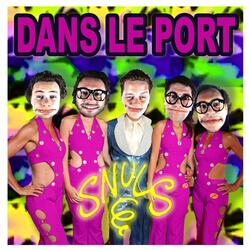 Dans le Port