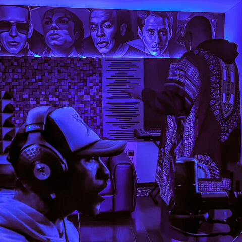 RESILIENCIA (feat. Carlitos furia)