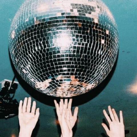 Dance with me right now (feat. JonFantastic)