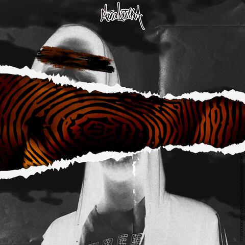 Notioditika (feat. Low P)