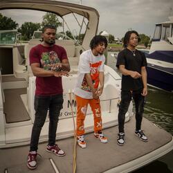 Drop Out (feat. Chizzy)