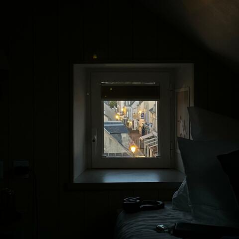 everything feels so small