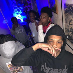 Finding Dory (feat. Sos Dee & 3sb Gee)