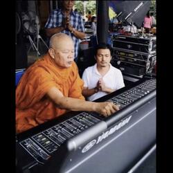 Face (feat. TrapWay)