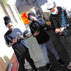 On Hots (feat. Kurry, K.I Dior & EliMostWanted)