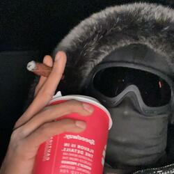 White Diamonds (feat. Lil Dolo)