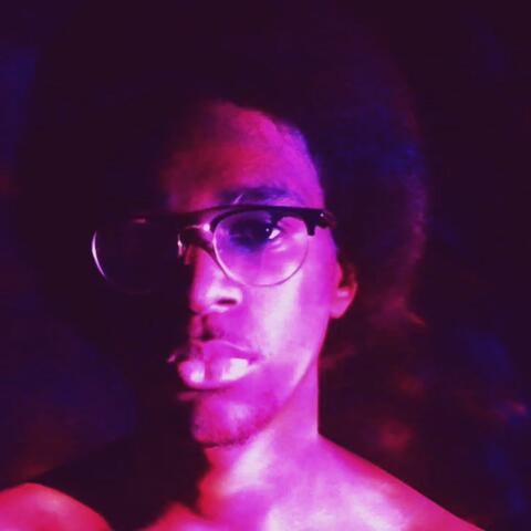 Immature Amateur (Deluxe)