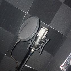 RECUERDOS (feat. BOMBY KILLA)