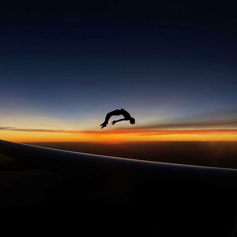 Levitate