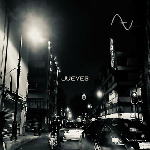 Jueves