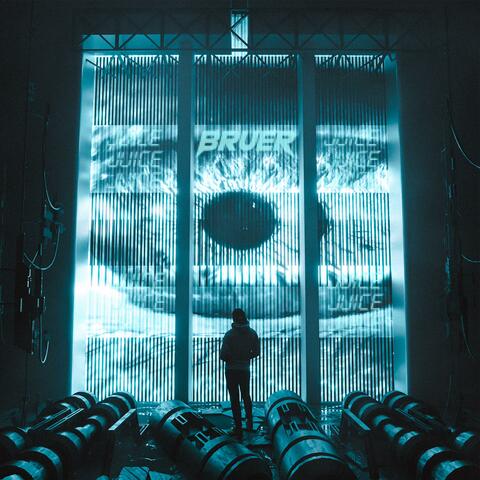 Juice (feat. Mikey Magnificent)