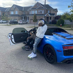 GUCCI STEPPERS! (feat. Twenty6ix)