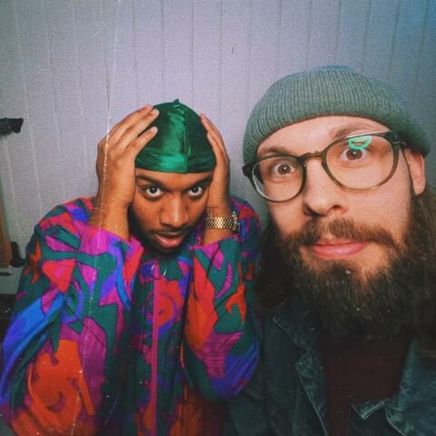 DUO LINGO FREESTYLE (feat. Cade Legat)