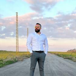 فلوس ولا صديق