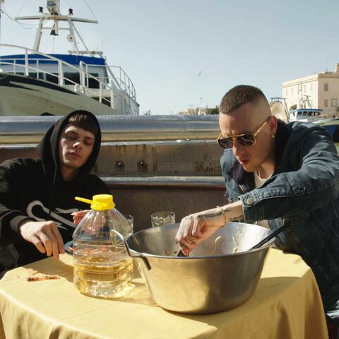 Piraña (feat. KiraBaby)