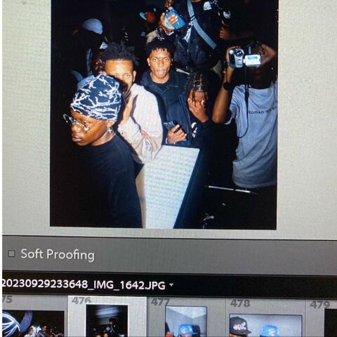 supersuit (feat. Donearl & Jaykatana)