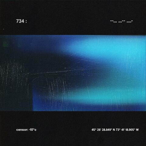 734 :