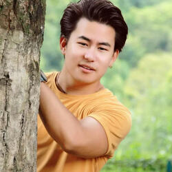 Kutu Kutu Khaayo Kaleji. Buddha Lama / Nitu Pun