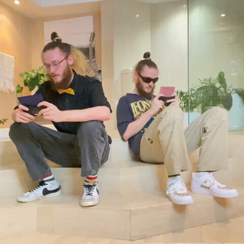 WATCH HOW I WALK (feat. JEESH)