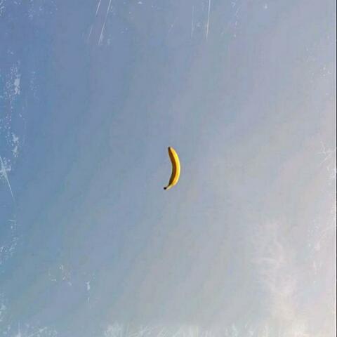 SUMMER BANANA