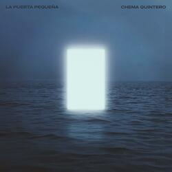 la puerta pequeña