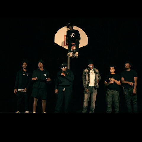 Trap Cypher (feat. Fie jit, 448 Junky, PeezyWitDaP’s & Dufflebag Shots)