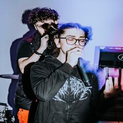 sleepy hollow (feat. hxlo)