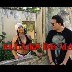 ELLA ES DE MARCA