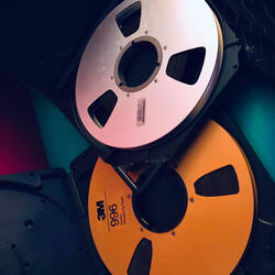 Stereo Rooms (feat. The Bønitas)