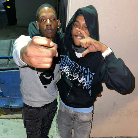 Clout Chasers (feat. Paytheamount)