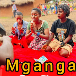 MGANGA (feat. Dogo Zuuh)
