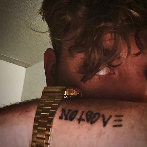 All your friends are fake