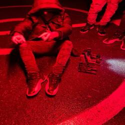 Speeding (feat. Lil 5)