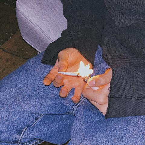 kiss the smoke