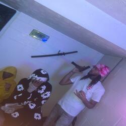 LlamaRoscoe (feat. ND4L Cinco & Nassi Z)