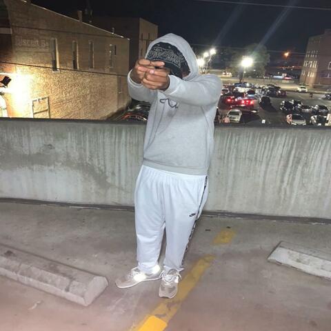 Aqua Fiji (feat. Nassi Z & Kimo)