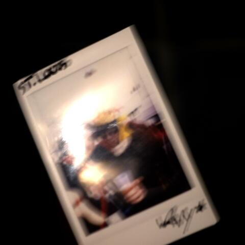 WAVY (feat. Yuwno & Hooge)