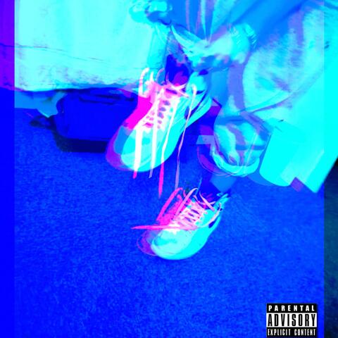 Sky High (feat. Jrome & J90977)