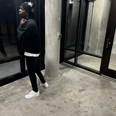 $kype (feat. Dotta)