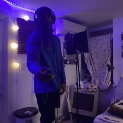 Bebe kids (feat. https://on.soundcloud.com/NEJMtV1iAwHjEs2f9)