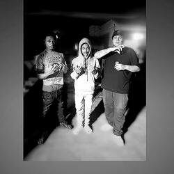 Hella Niggas Dyin (feat. BabyWhat3v3r & Runna13)
