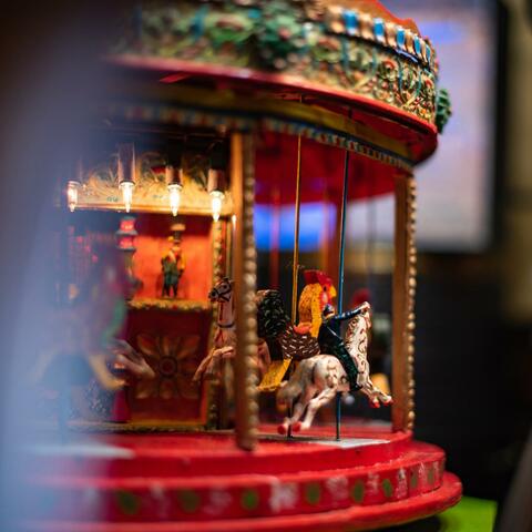 Merry-Go-'Round