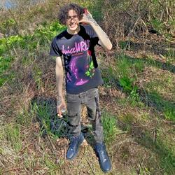 Drug Phone (feat. ClusiveV)