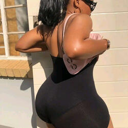 SEDUCTIVE MOMENTS