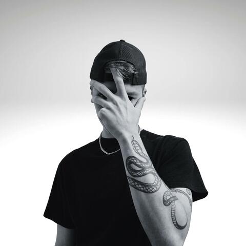 i'm not (feat. Dreu)