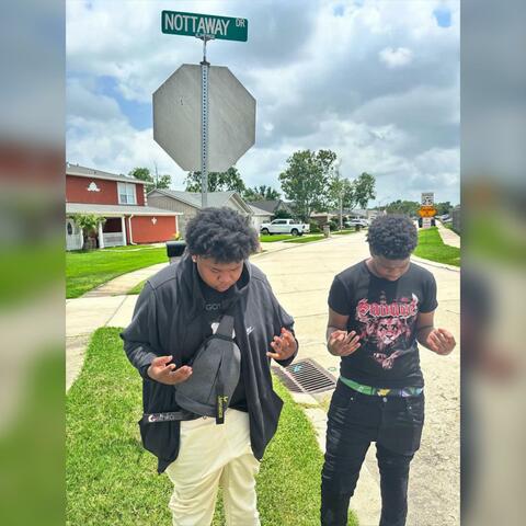 Pick Ya Potna Up (feat. Z4)