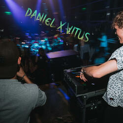 Shooting Star (feat. Vitus)