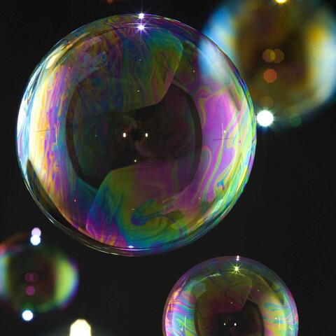 bubbles (feat. Limbowithnell)