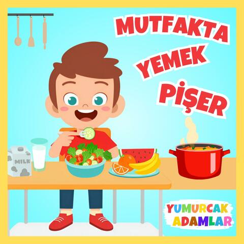 Mutfakta Yemek Pişer